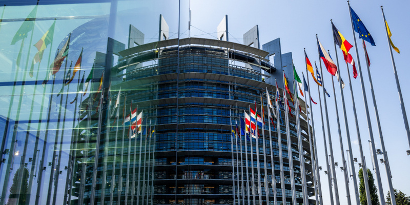 Беспрецедентный шаг: ЕС вводит санкции против газовой отрасли России