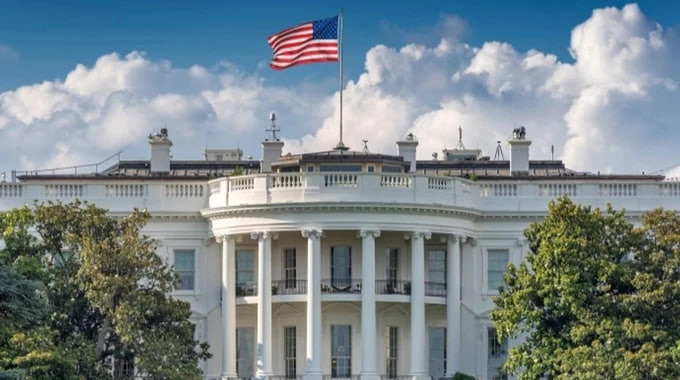 В Белом доме заявили, что Трамп остановил финансирование конфликта в Украине