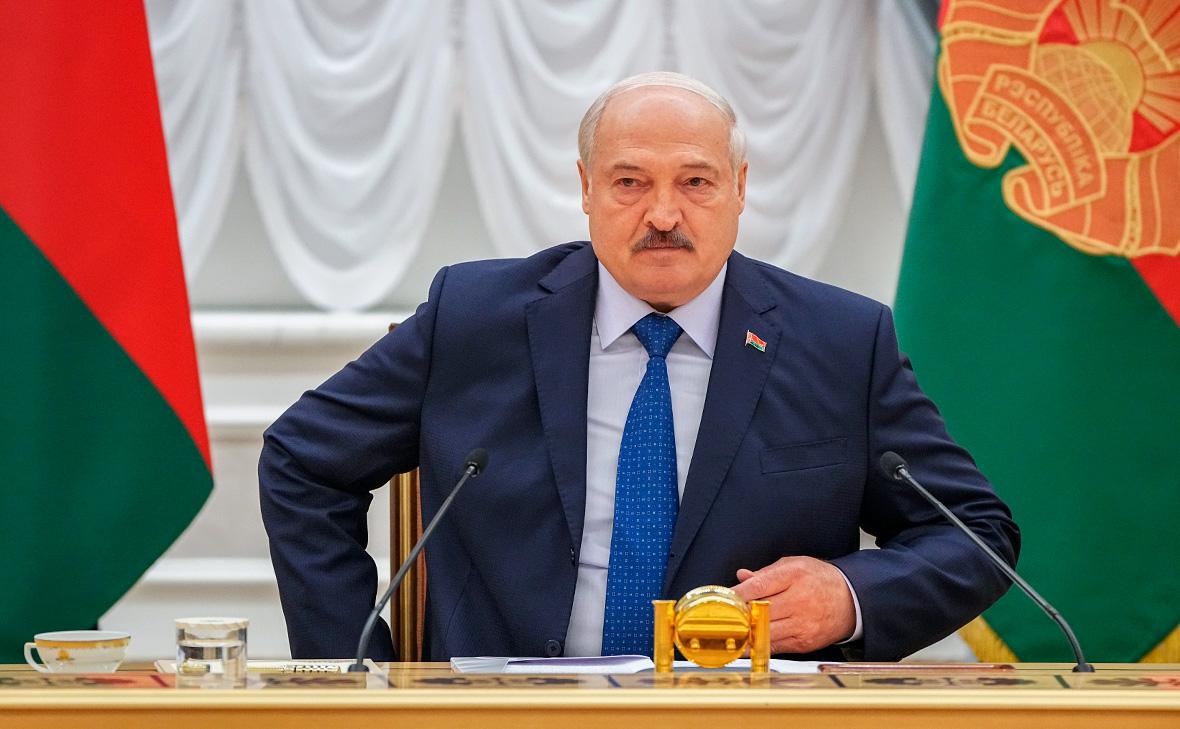 Лукашенко сказал о распространении правдивой информации в Беларуси