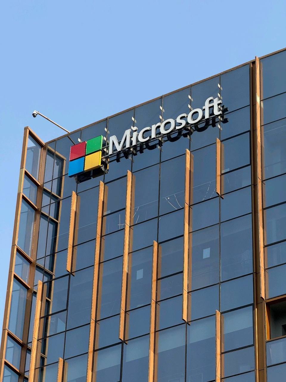 Microsoft отправят 8 тысяч сотрудников на пенсию из-за ИИ