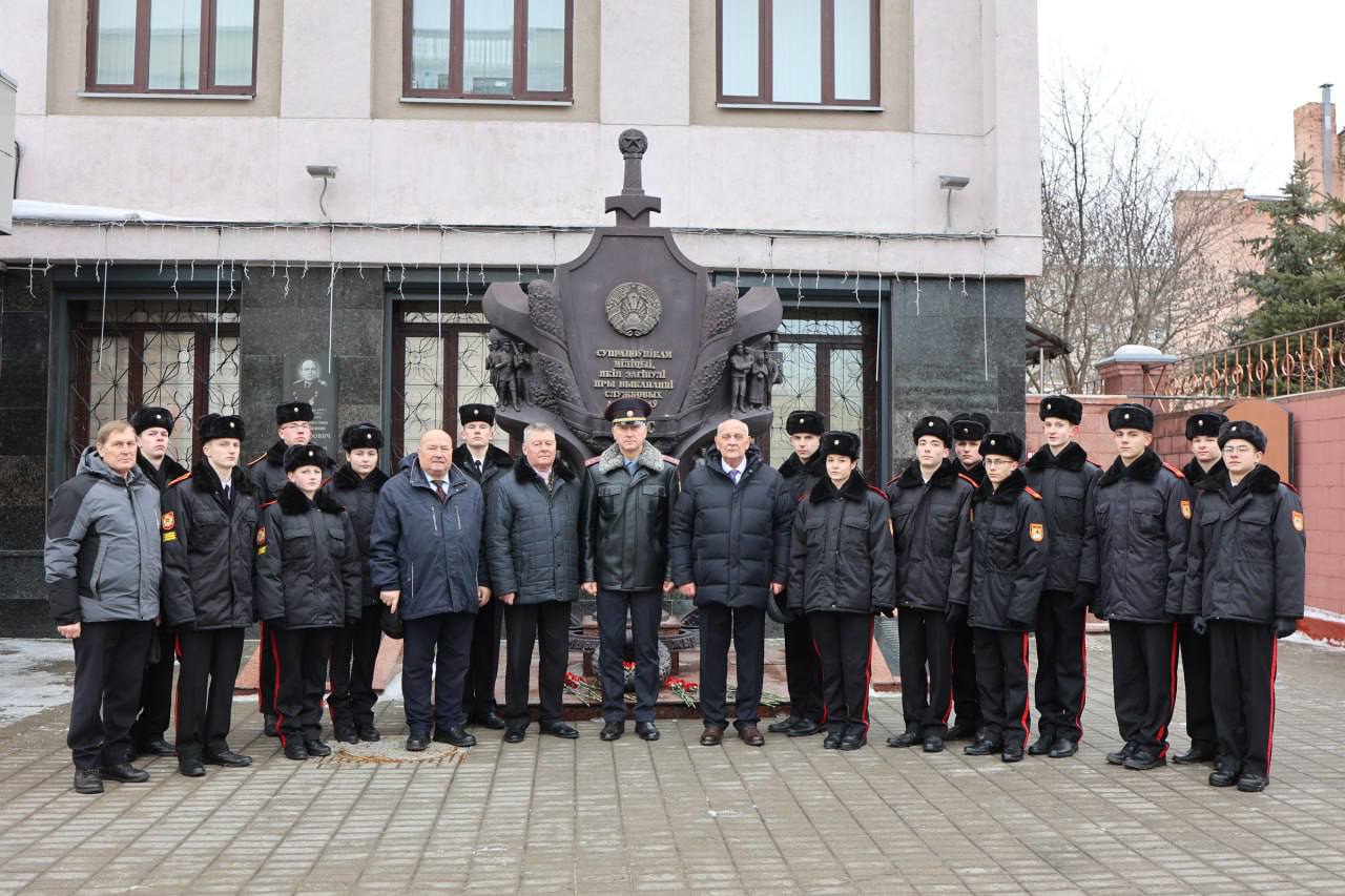 Как белорусской милиции оправдывать доверие народа. Лукашенко поздравил правоохранителей с Днем милиции